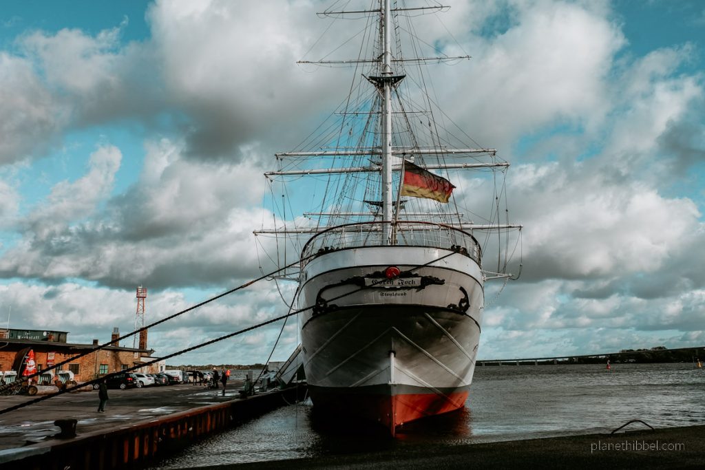 Die Gorch Fock im Hafen von Stralsund