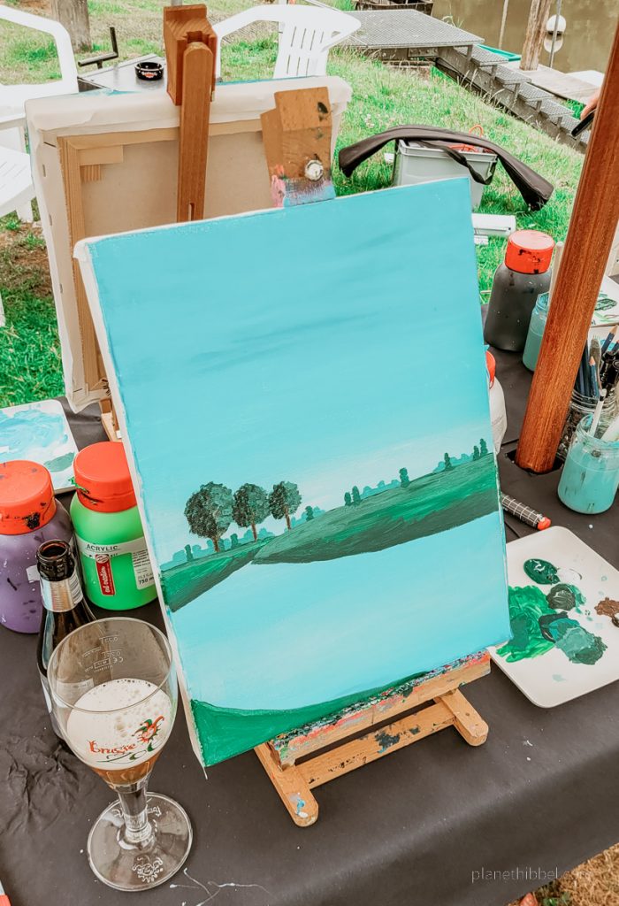 Fertiges Acrylfarben-Bild der Leie   mit Bäumen und Wiesen auf Leinwand. 